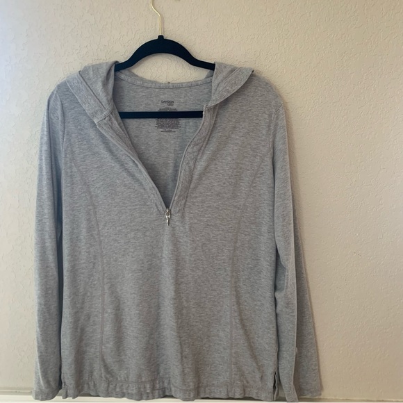 Danskin pull over with hood, athletic wear. - Picture 1 of 6